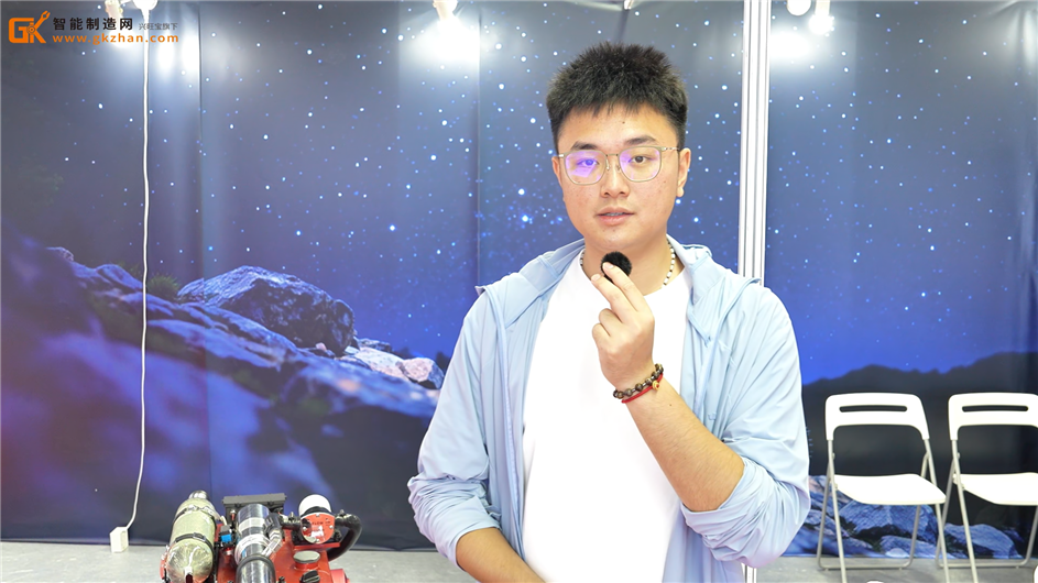 火狗智能携消防型机器狗“赤犬三号”亮相亚洲机器人大会暨展览会