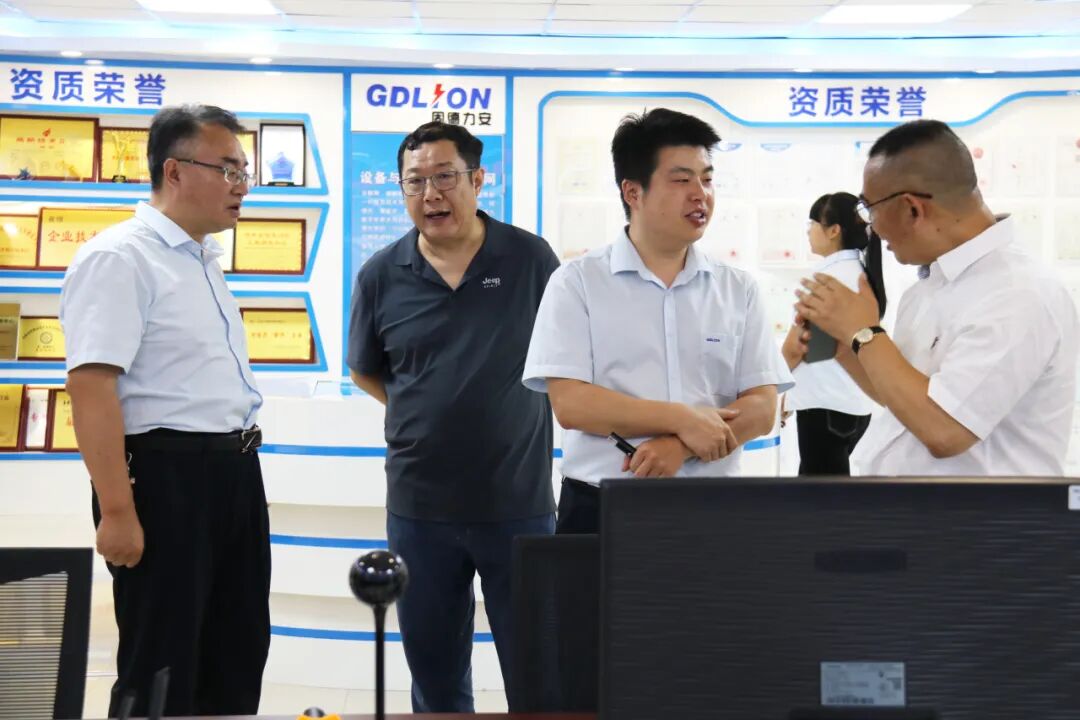 配电柜制造企业智能化转型升级研讨会在力安成功举办